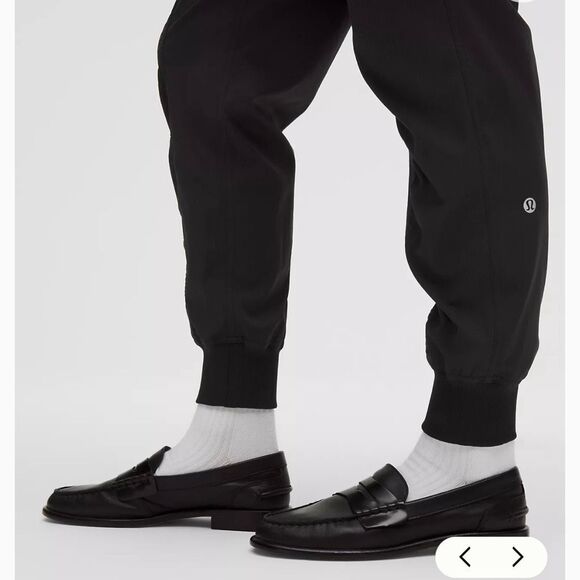 Lululemon Dance Studio Mid-Rise Jogger |  Large 10 |  Black - Picture 7 of 14